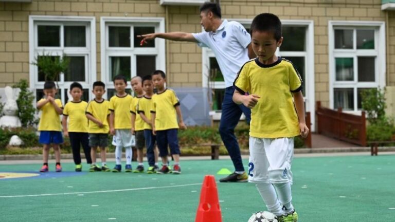 En China el fútbol gana terreno y busca ser potencia